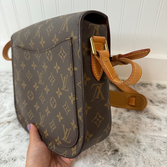 Louis Vuitton Saint Cloud GM Monogram. P0011 - Picture 9 of 17